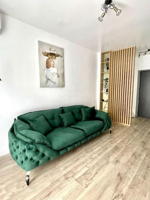 Illy Home Ramnicu Valcea Exterior photo