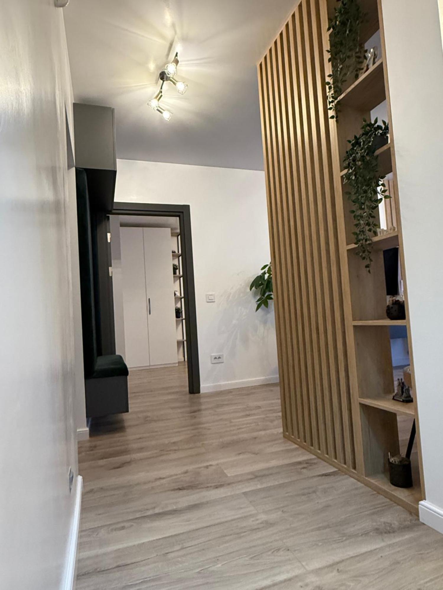 Illy Home Ramnicu Valcea Exterior photo